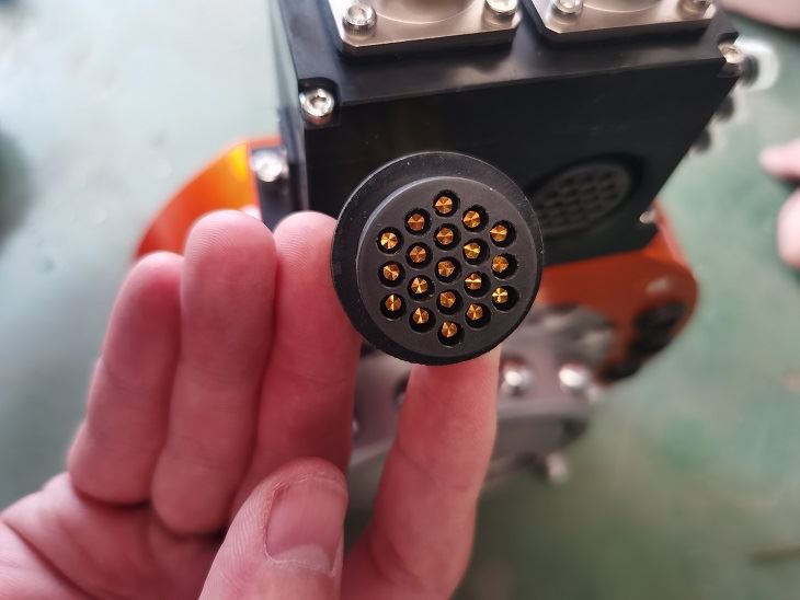 19 Pin Male And Female Connector Solution